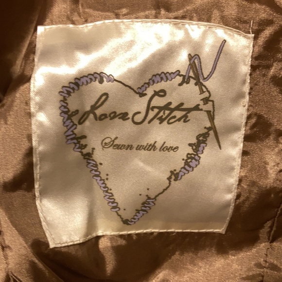 Embroidered jacket - Picture 7 of 9